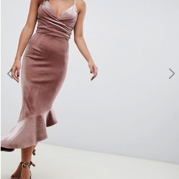 ASOS DESIGN velvet cami pephem midi dress - Picture 2 of 7